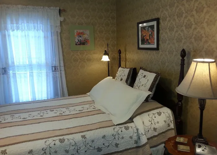 Serendipity Bed And Breakfast Saugatuck